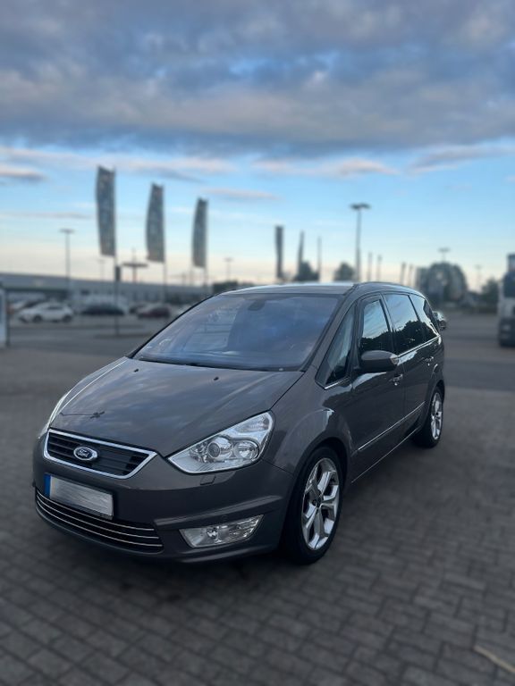 Ford Galaxy 163.559 km 16.000 € Stade 21683