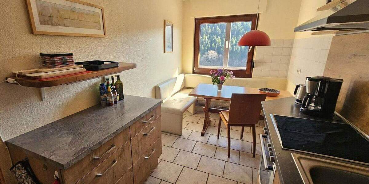 Etagenwohnung Schmallenberg Nordenau - 3 Zimmer, 74 m&sup2;, 140.000&euro; | Angebot:25659230