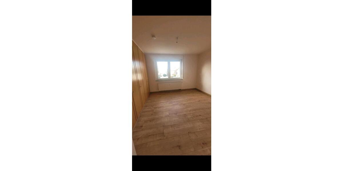 Etagenwohnung Göppingen - 3 Zimmer, 70 m&sup2;, 1.000&euro; | Angebot:26110962