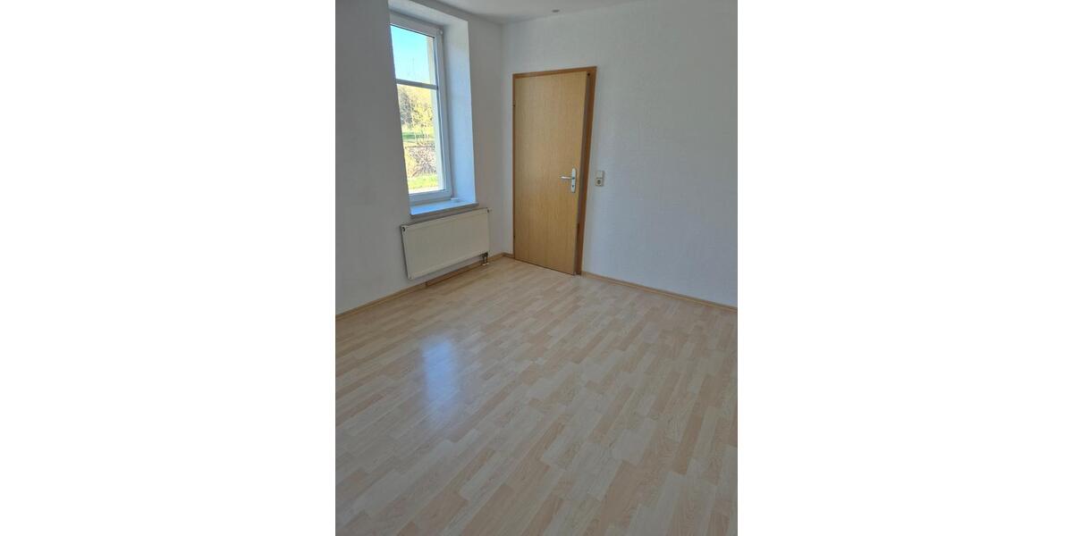 Erdgeschoßwohnung Olbernhau - 4 Zimmer, 62 m&sup2;, 450&euro; | Angebot:26380118