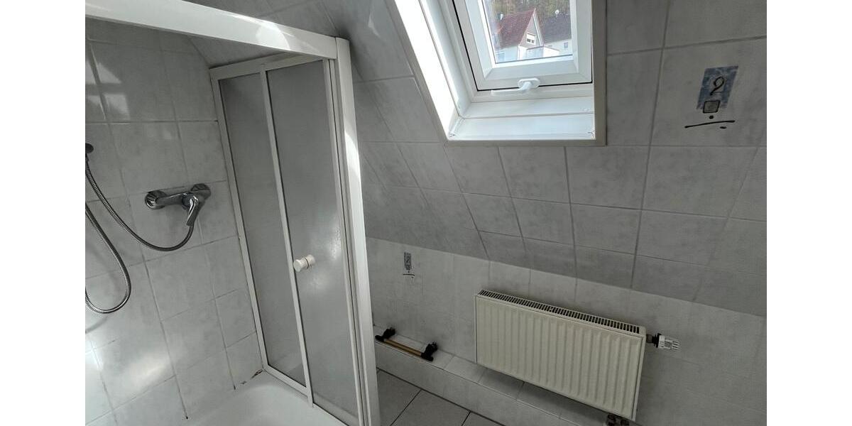 Doppelhaushälfte Siegen Eiserfeld - 4 Zimmer, 105 m&sup2;, 180.000&euro; | Angebot:26821761