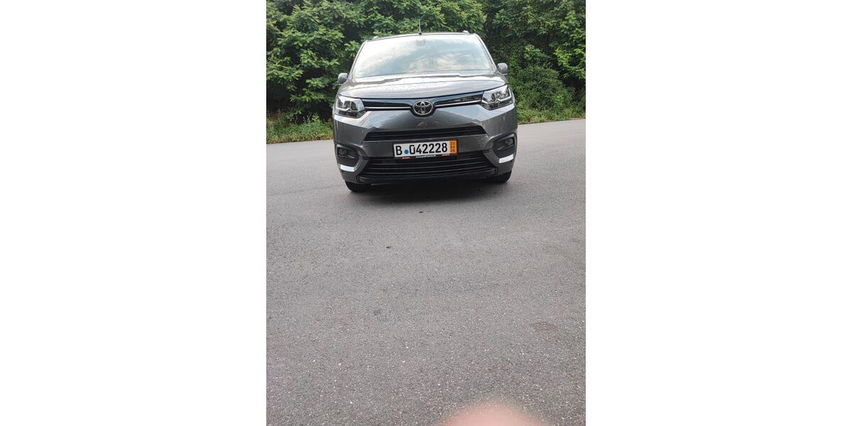 Toyota Proace City 56.800 km 22.000 &euro; Orlamünde 07768