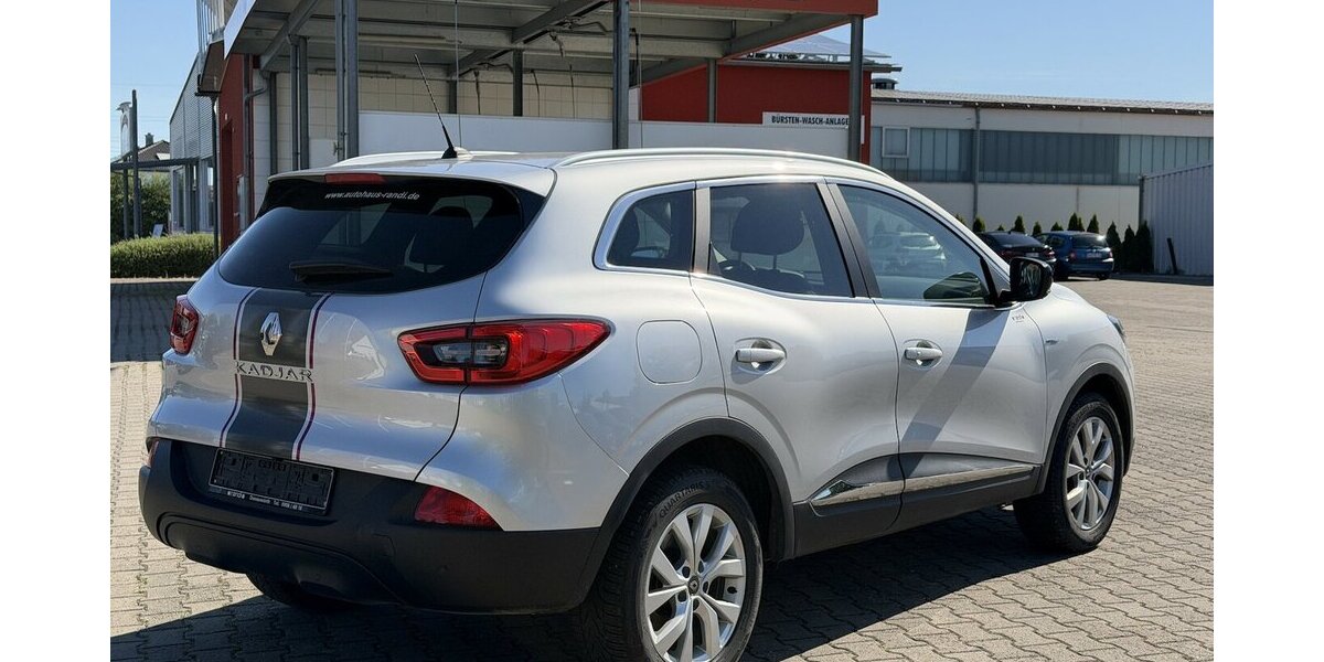 Renault Kadjar Limited / Heiz.Frontsch./SitzH/RFK 32.000 km 13.490 &euro; Donauwörth 86609