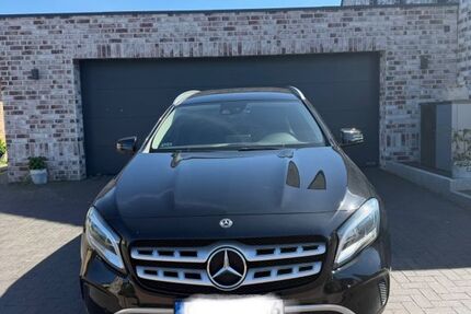 Mercedes-Benz GLA 250 156.200 km 17.900 &euro; Büchen 21514