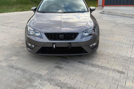 Seat Leon 216.000 km 10.900 &euro; Weikersheim 97990