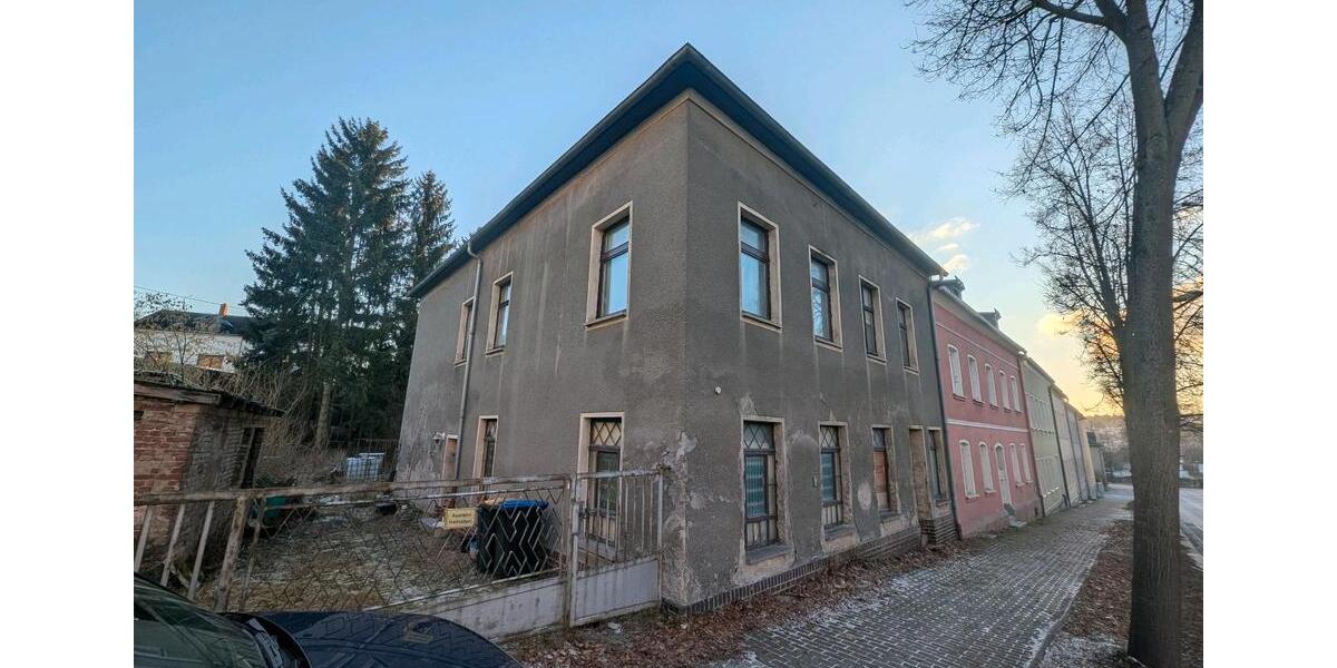 Reihenhaus Auerbach/Vogtland Vogtland - 8 Zimmer, 150 m&sup2;, 50.000&euro; | Angebot:27245459
