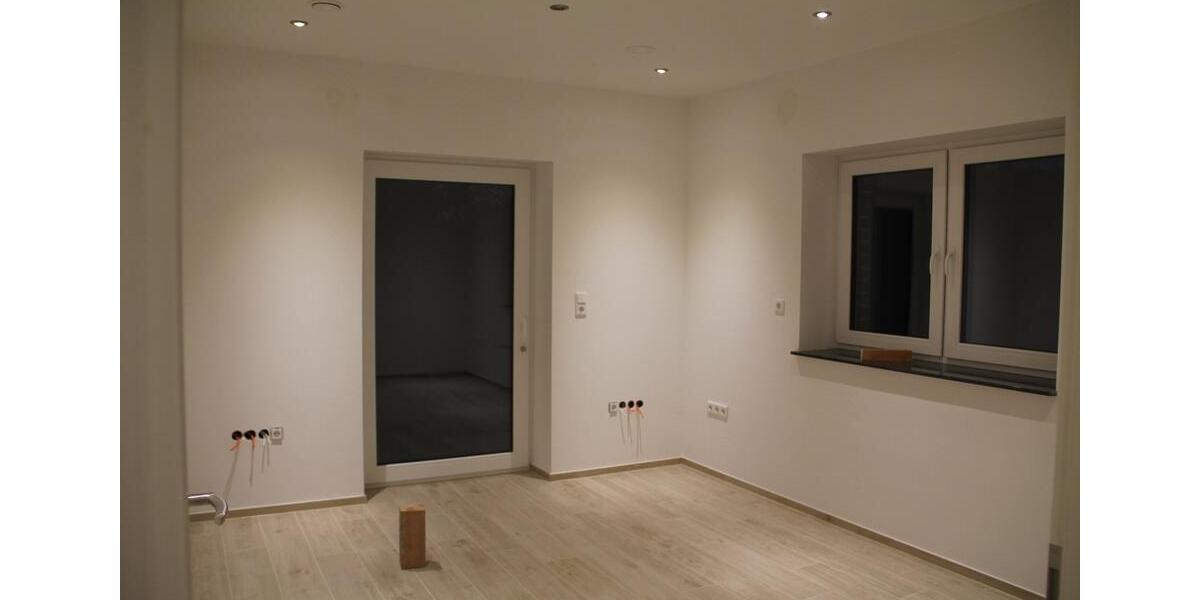 Bungalow Bünde - 4 Zimmer, 165 m&sup2;, 2.400&euro; | Angebot:25313035