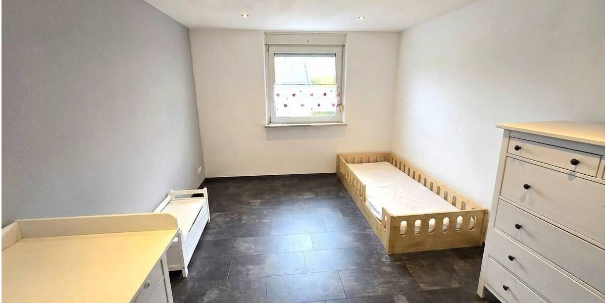 Reihenmittelhaus Saarbrücken Altenkessel - 5 Zimmer, 115 m&sup2;, 215.000&euro; | Angebot:26306132