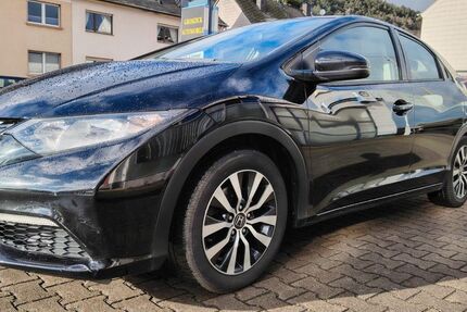 Honda Civic 175.000 km 6.999 &euro; Trier 54294