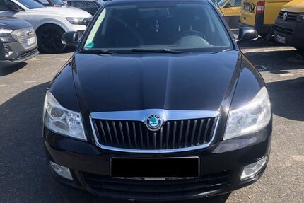 Skoda Octavia 123.300 km 4.500 &euro; Bad Soden 65812