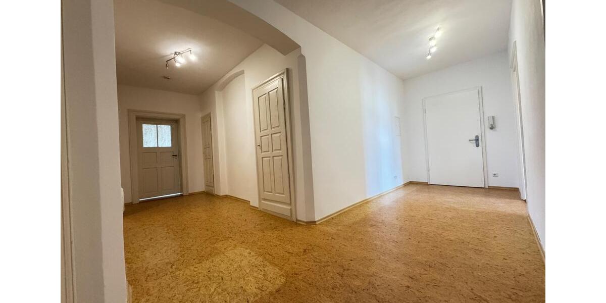 Etagenwohnung Hausham - 5 Zimmer, 110 m&sup2;, 1.300&euro; | Angebot:25570340