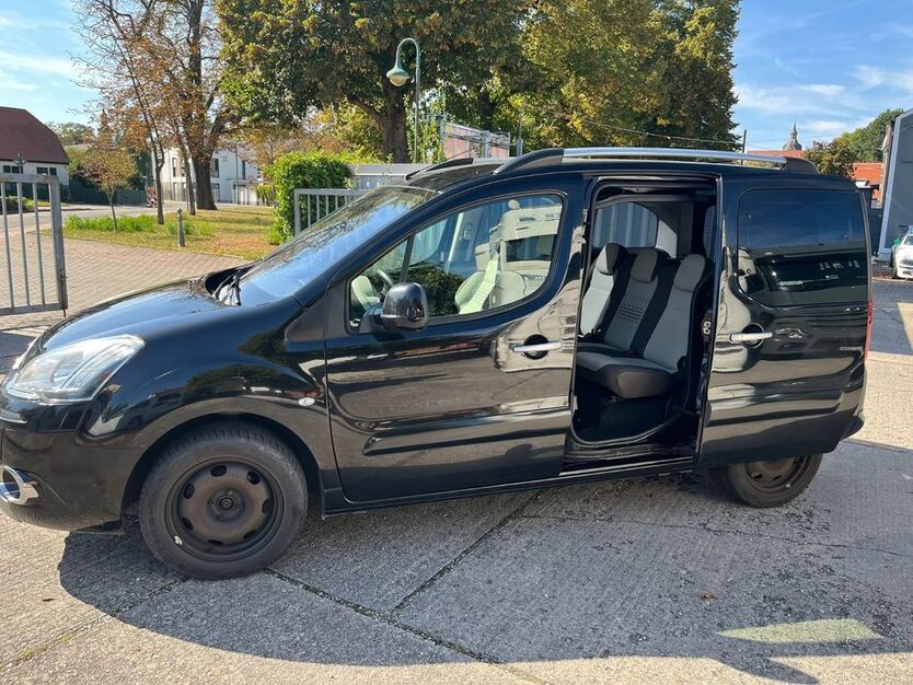 Citroen Berlingo 153.355 km 5.250 € Leipzig 04288