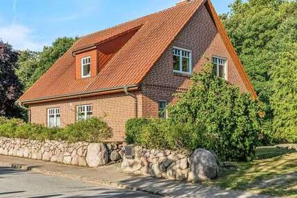 Haus zum Kaufen in Schossin 399.000 € 152.5 m² 5 zimmer