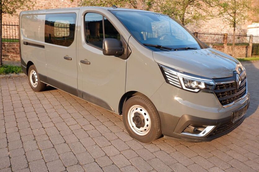 Renault Trafic 54.500 km 23.900 € Heidelberg 69118