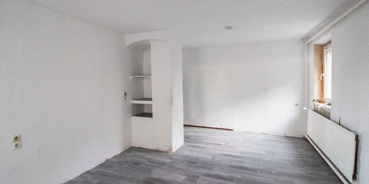 Einfamilienhaus Bad Freienwalde (Oder) Bad Freienwalde - 4 Zimmer, 135 m&sup2;, 79.000&euro; | Angebot:25878839