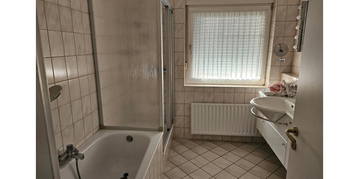 Reihenhaus Fröndenberg (Ruhr) - 4 Zimmer, 105 m&sup2;, 275.000&euro; | Angebot:27163795