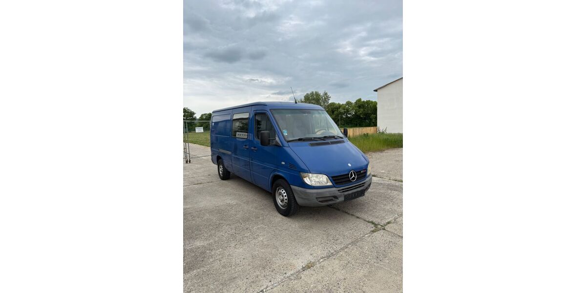 Mercedes-Benz Sprinter 364.000 km 4.100 &euro; Dresden 01309