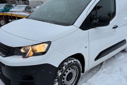 Peugeot Partner 116.000 km 7.900 &euro; Prien-Bachham 83209