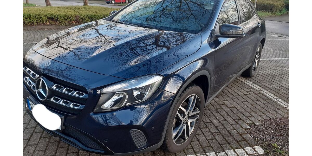 Mercedes-Benz GLA 200 77.000 km 18.500 &euro; Denzlingen 79211