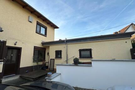 4-Zimmer Doppelhaushälfte in Ortsrandlage, Kloppenheim, ca. 91qm 4 zimmer