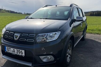 Dacia Logan 129.600 km 6.000 &euro; Haag 95473