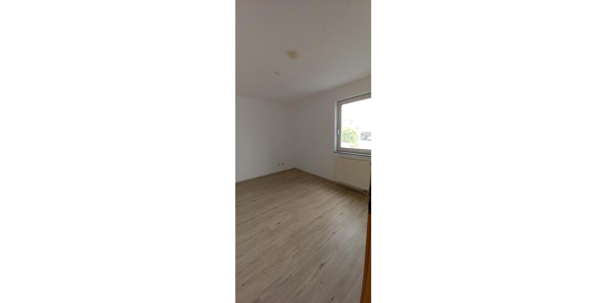 Erdgeschoßwohnung Bingen - 4 Zimmer, 85 m&sup2;, 750&euro; | Angebot:26699886