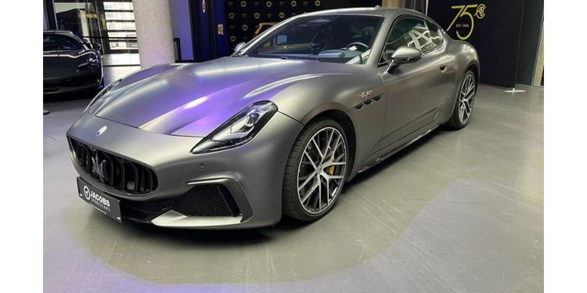 Maserati Granturismo 18.300 km 141.480 &euro; Köln 50829