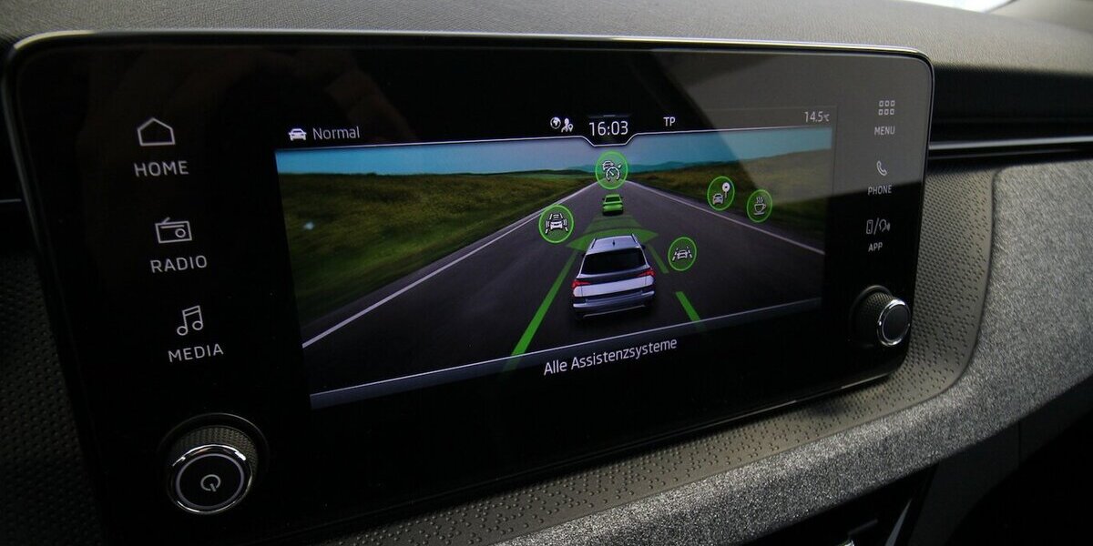 Skoda Kamiq TSI OPF 7-DSG Selection LED+KAMERA+ACC 8.634 km 21.900 &euro; Hagenow 19230