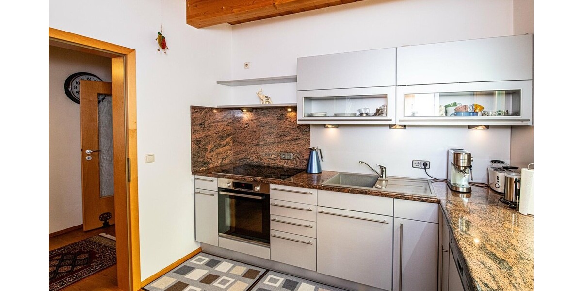 Wohnen im Grünen - Charmantes Holzhaus mit Wintergarten, Galerie und idyllischem Garten - Einfamilienhaus Neukirchen beim Heiligen Blut | Angebot:26948792