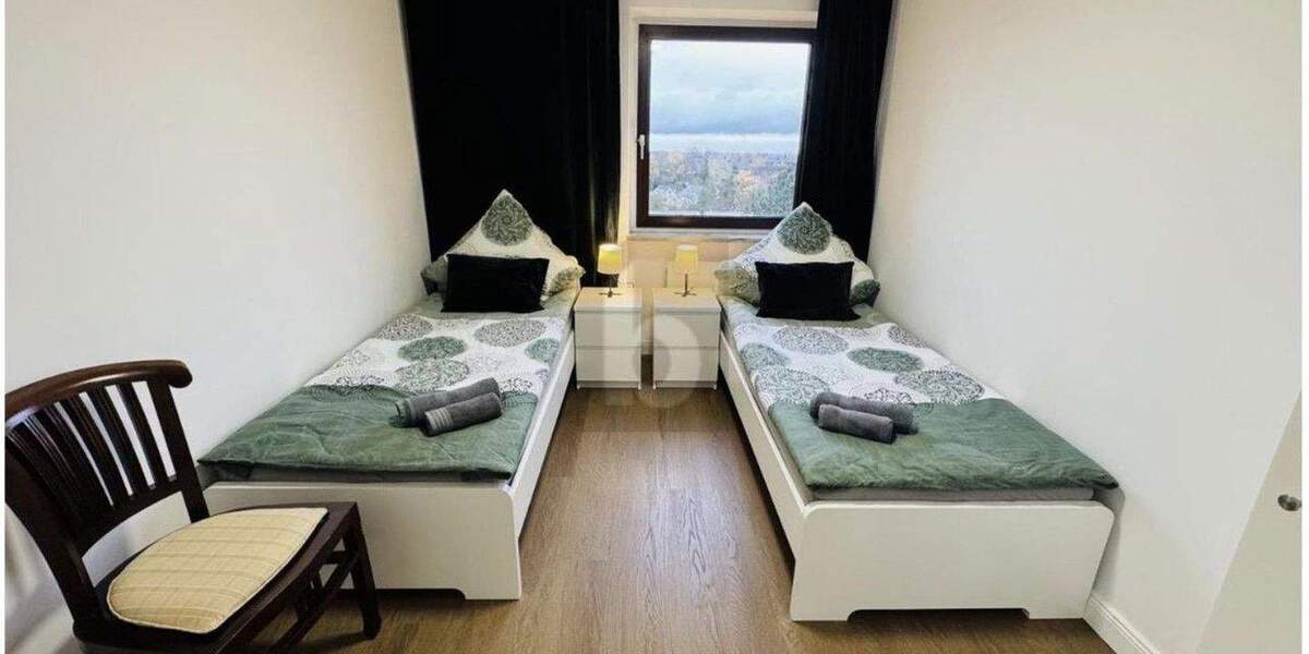 Etagenwohnung Hamburg Rahlstedt - 5 Zimmer, 118 m&sup2;, 3.990&euro; | Angebot:25657547