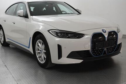 BMW i4 81.559 km 32.350 &euro; Bebra 36179