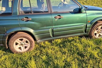 Suzuki Grand Vitara 204.560 km 6.600 &euro; Altfraunhofen 84169