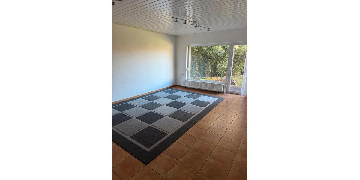 Einfamilienhaus Uslar - 10 Zimmer, 267 m&sup2;, 325.000&euro; | Angebot:26102450