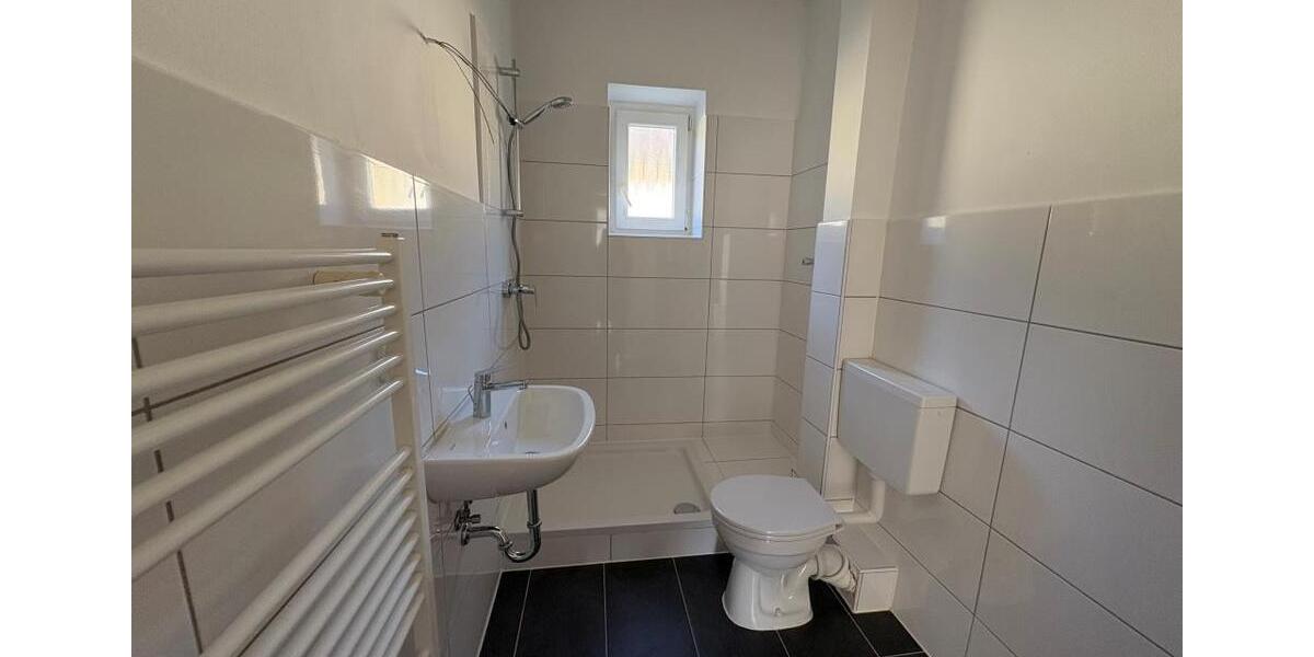 Erdgeschoßwohnung Wilhelmshaven Fedderwardergroden - 3 Zimmer, 59 m&sup2;, 409&euro; | Angebot:26003315