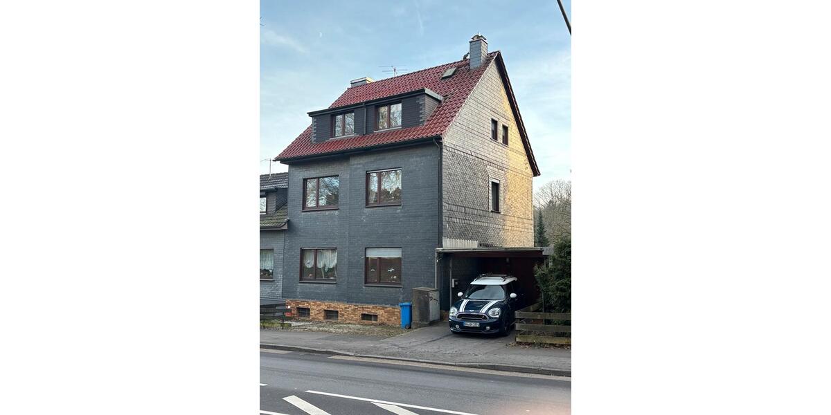 Doppelhaushälfte Solingen - 7 Zimmer, 166 m&sup2;, 290.000&euro; | Angebot:25048887