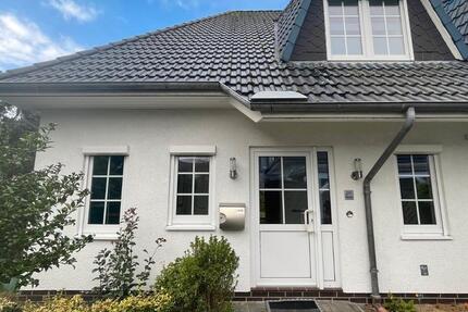 Haus Weyhe - 4 Zimmer, 120 m&sup2;, 1.450&euro; | Angebot:26087240