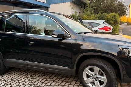 VW Tiguan 97.000 km 9.500 &euro; Nürnberg 90427