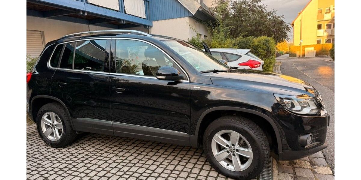 VW Tiguan 97.000 km 9.500 &euro; Nürnberg 90427