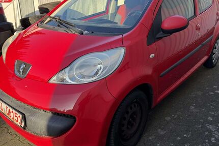 Peugeot 107 172.000 km 1.300 &euro; Bielefeld 33647