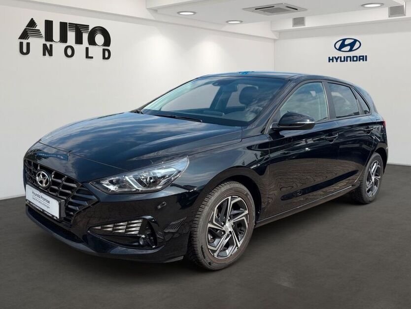 i30