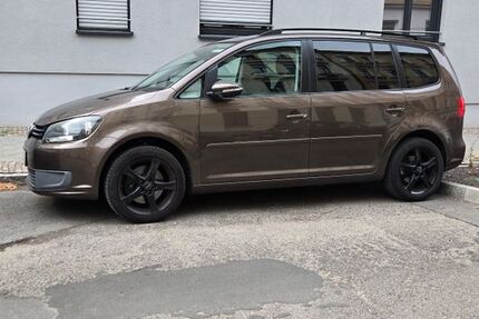 VW Touran 220.300 km 6.400 &euro; Leipzig 04179