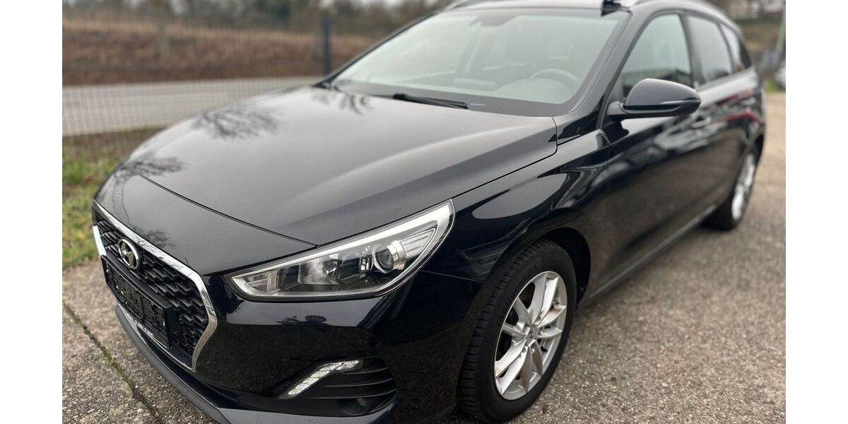 Hyundai i30 164.000 km 8.450 &euro; Friedberg 61169