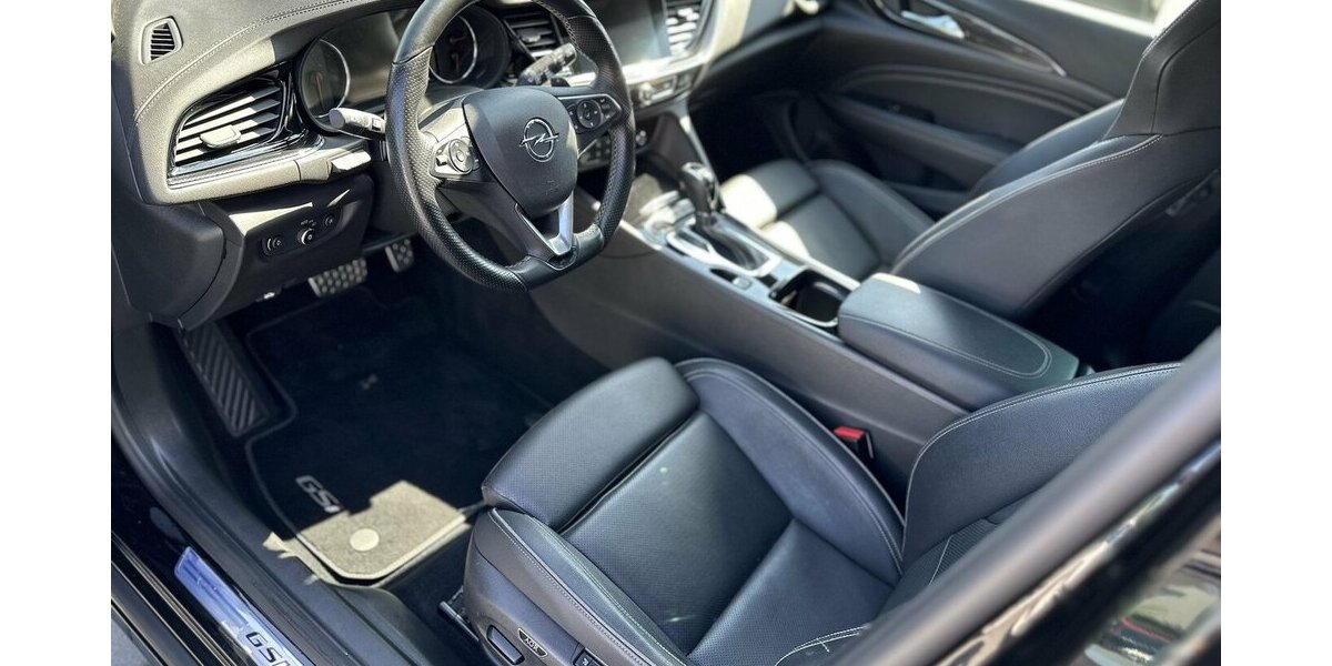 Opel Insignia B Sports Tourer GSi 4x4 / Headup / Pano 140.000 km 12.900 &euro; Mönchengladbach 41066