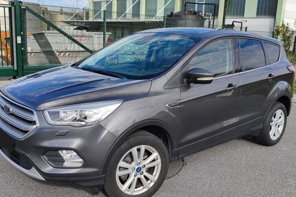 Ford Kuga 105.100 km 9.300 &euro; Rodgau 63110
