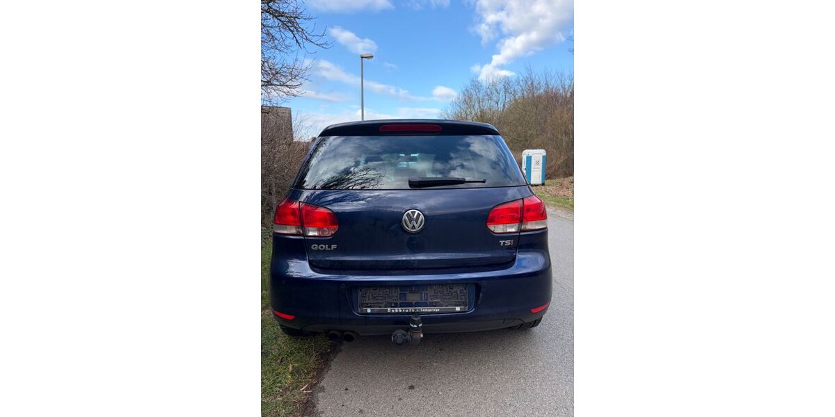 VW Golf 87.705 km 7.299 &euro; Langelsheim 38729