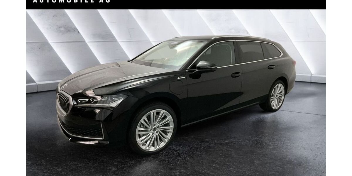 Skoda Superb 9.990 km 52.990 € Berlin 12681