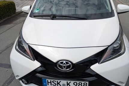Toyota Aygo (X) 108.000 km 6.650 &euro; Winterberg 59955