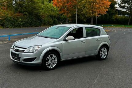 Opel Astra 113.000 km 3.550 € Wiesbaden 65187
