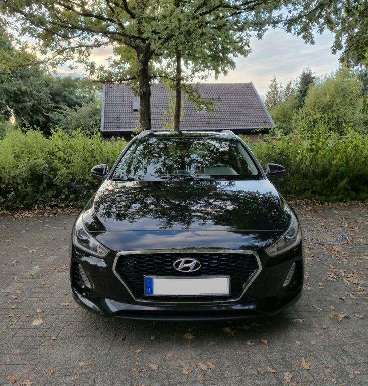 i30
