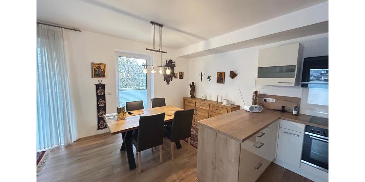 Erdgeschoßwohnung Bad Driburg - 2 Zimmer, 84 m&sup2;, 800&euro; | Angebot:26349020